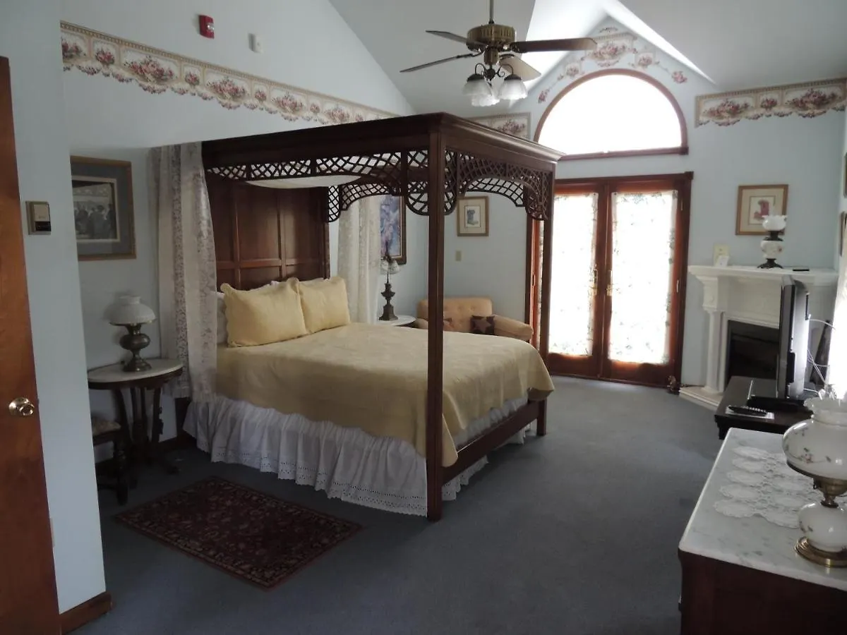 John Wesley & Carriage House 3* Cape May