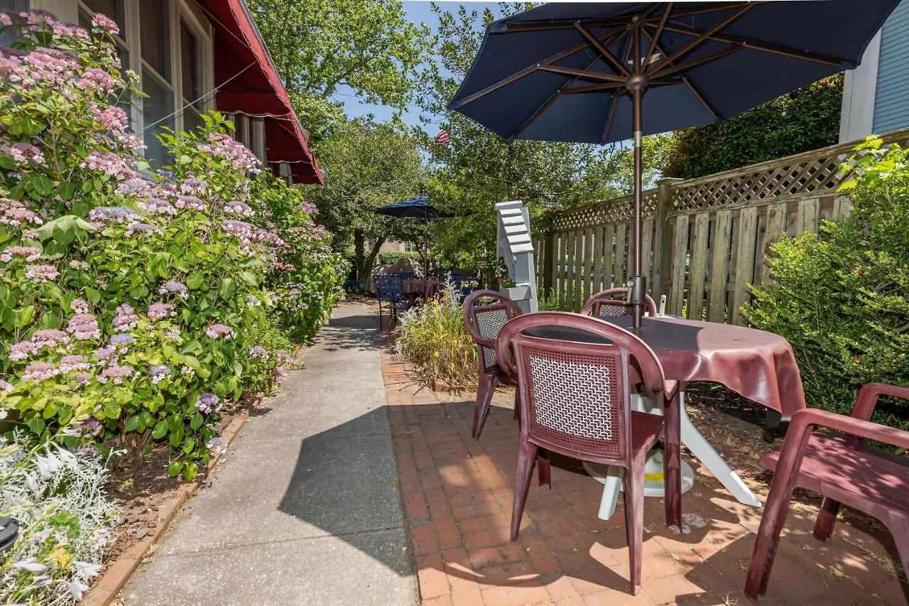 Antoinette's & 2* Cape May