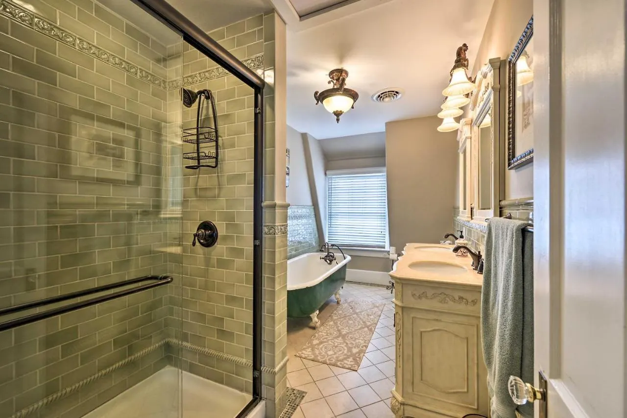 Holiday home Striking Cape Getaway, Steps From The Beach! Cape May