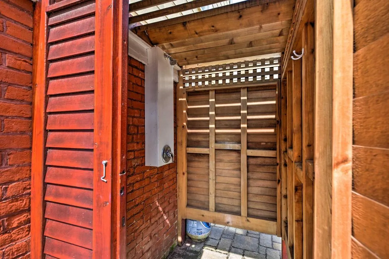 Holiday home Striking Cape Getaway, Steps From The Beach!