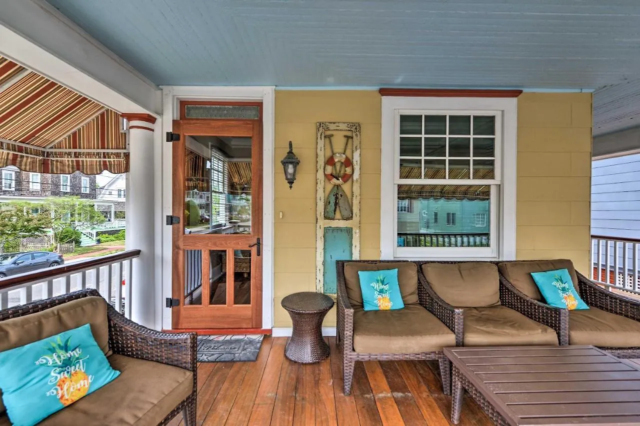 Holiday home Striking Cape Getaway, Steps From The Beach!