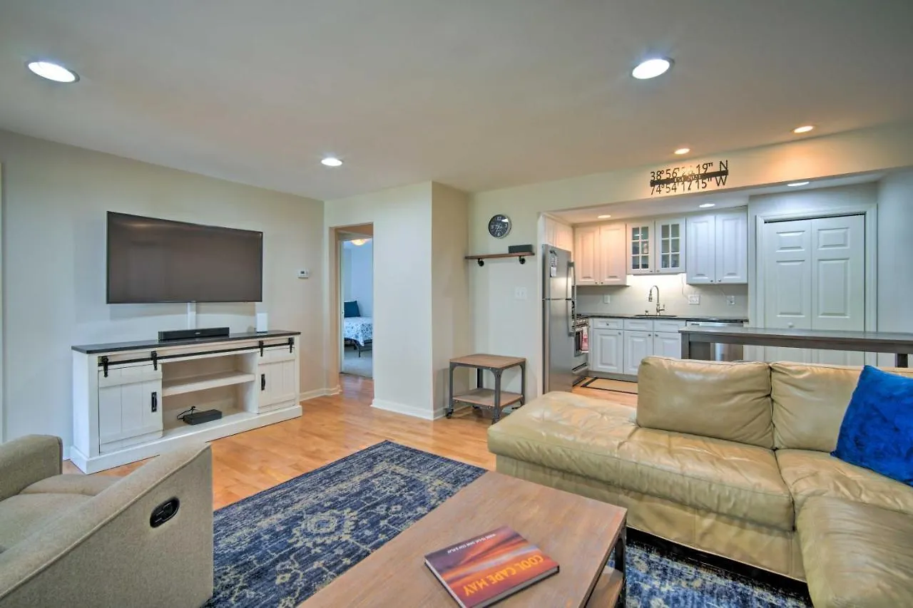 Cape Quad With Grill - 7 Blocks To Beach! Holiday home *