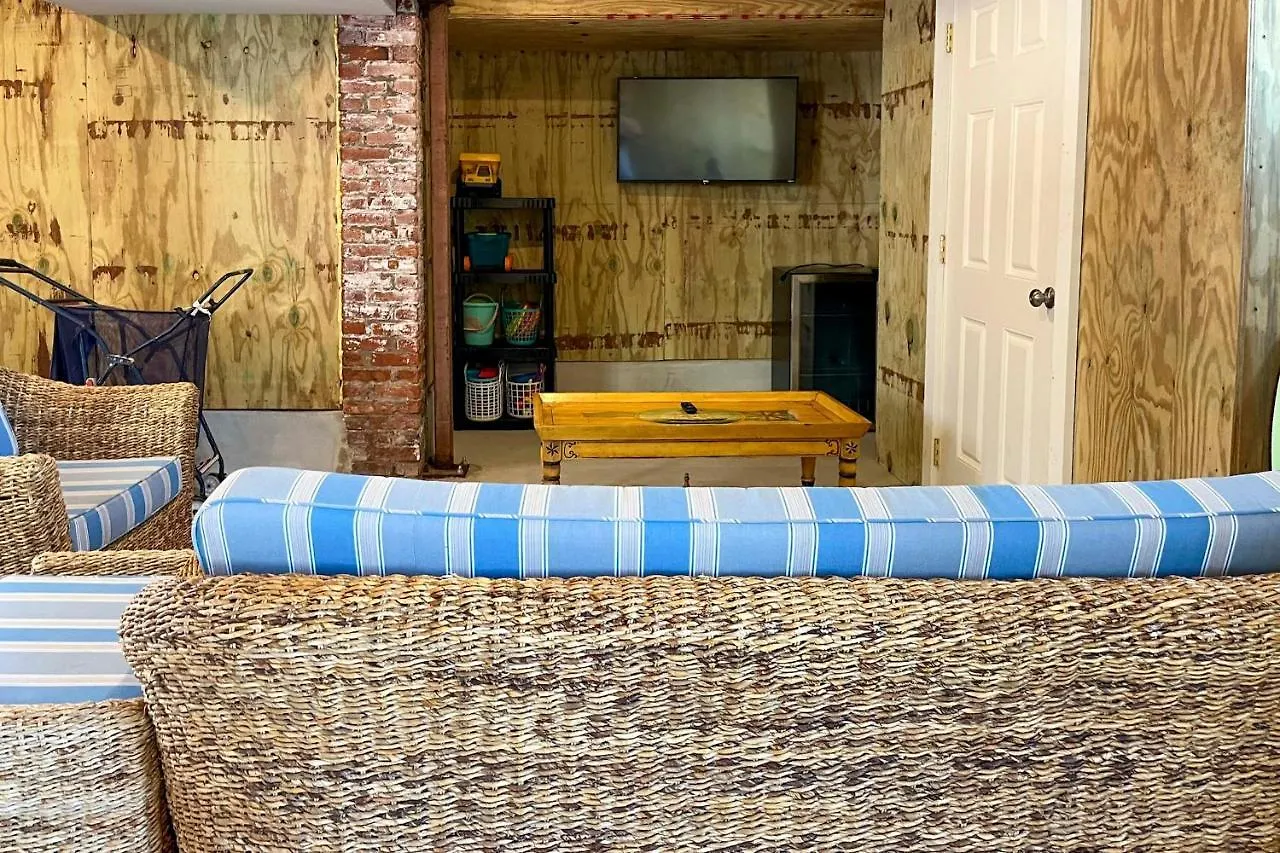 Striking Cape Getaway, Steps From The Beach! Holiday home Cape May