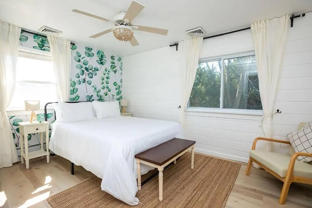 Holiday home Cozy Getaway - 5 Min Drive To
