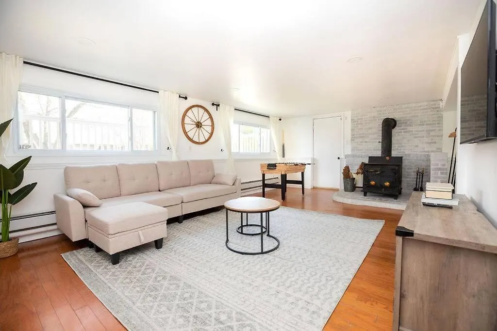 Holiday home Cozy Getaway - 5 Min Drive To