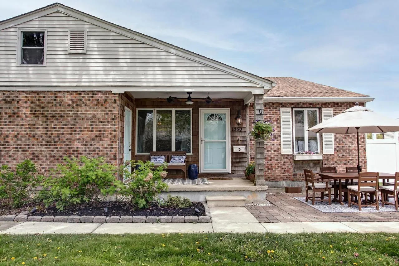 Cape Classic Design That Is Cozy, Elegant, And Inviting *