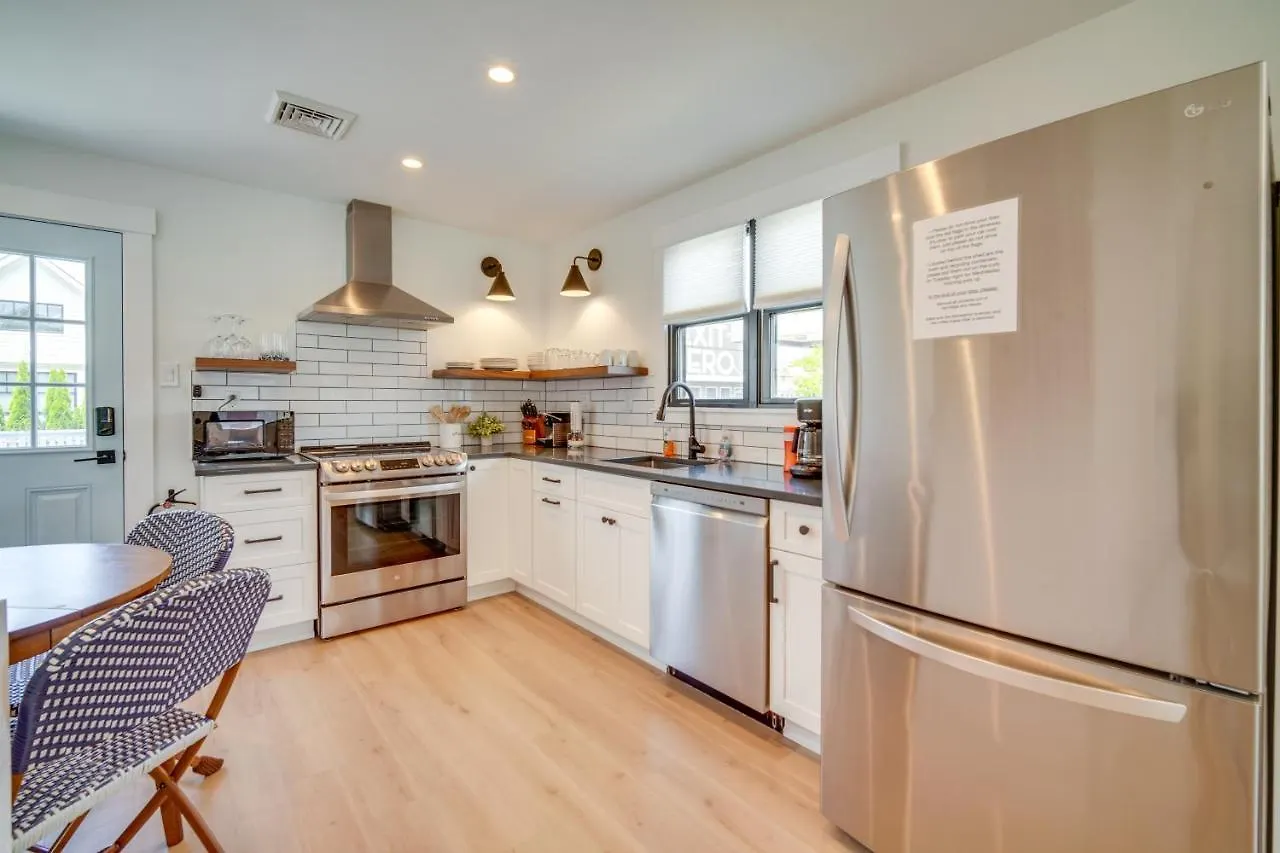 Holiday home Beautiful Cape Walk To And Mall! *