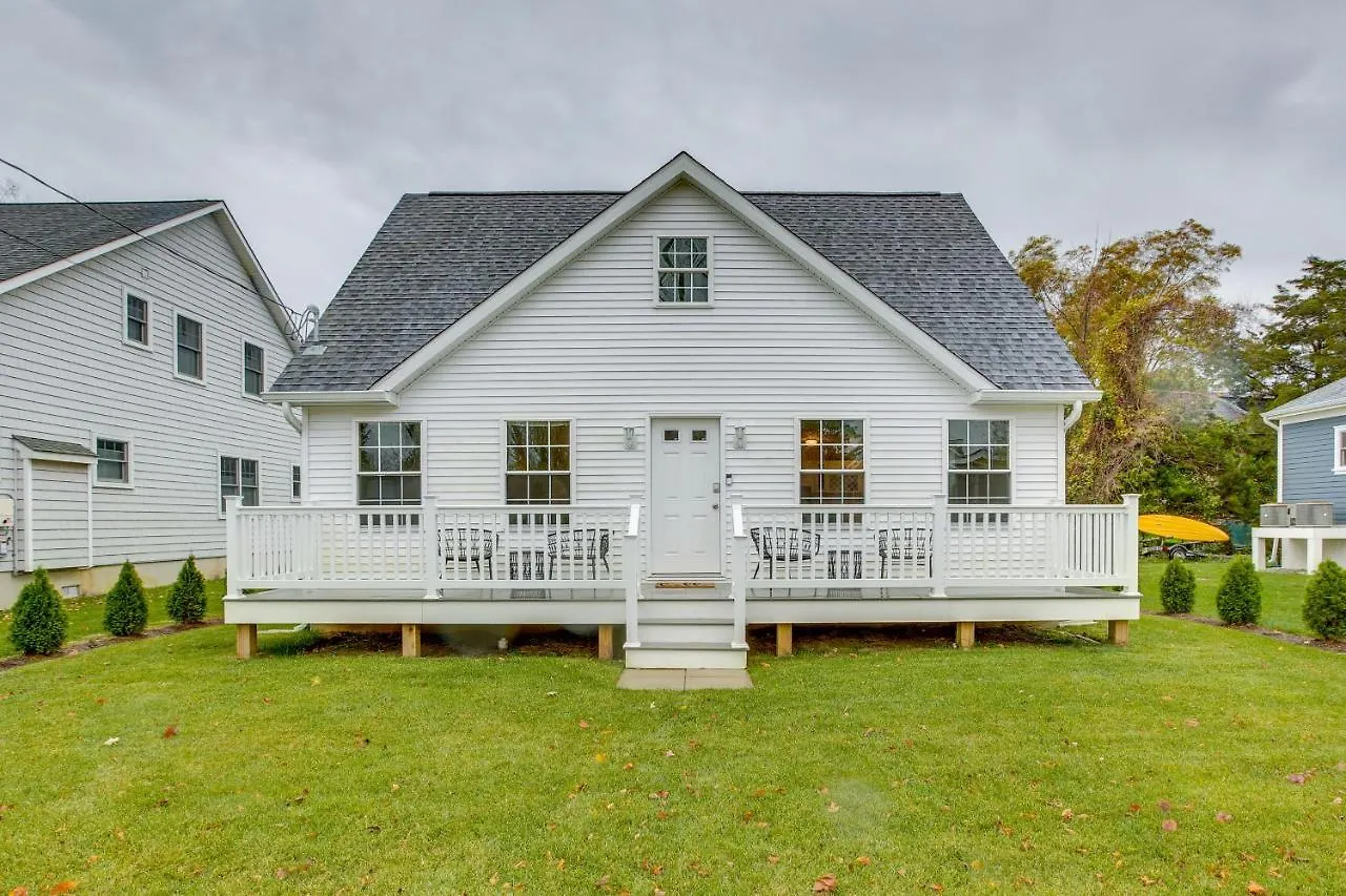 Airy West Cape Less Than 1 Mi To Beach! Holiday home *