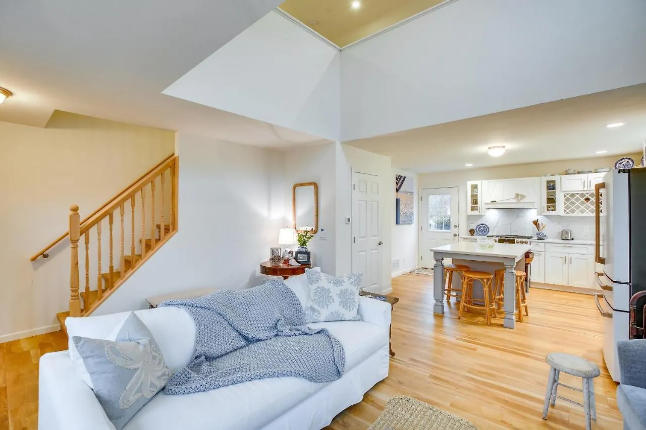 Airy West Cape Less Than 1 Mi To Beach! * Cape May