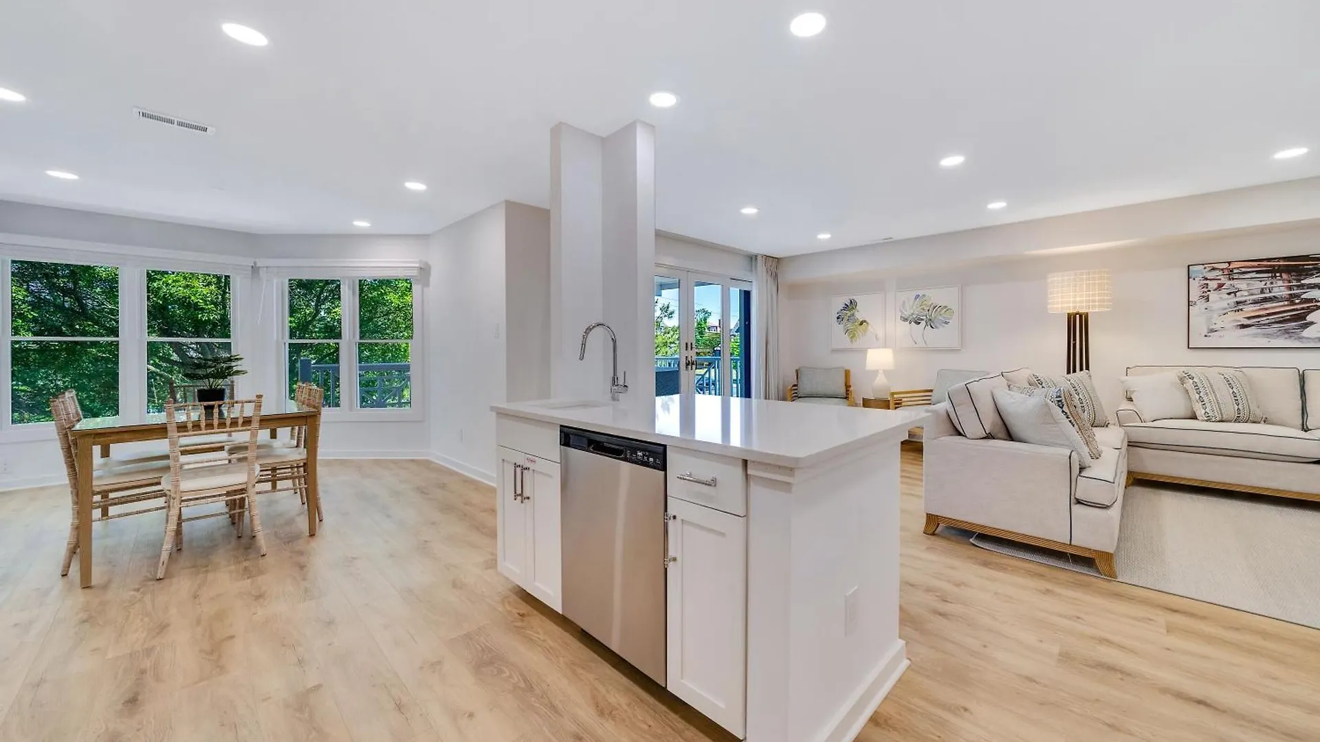 Mahalo Cape Townhomes *