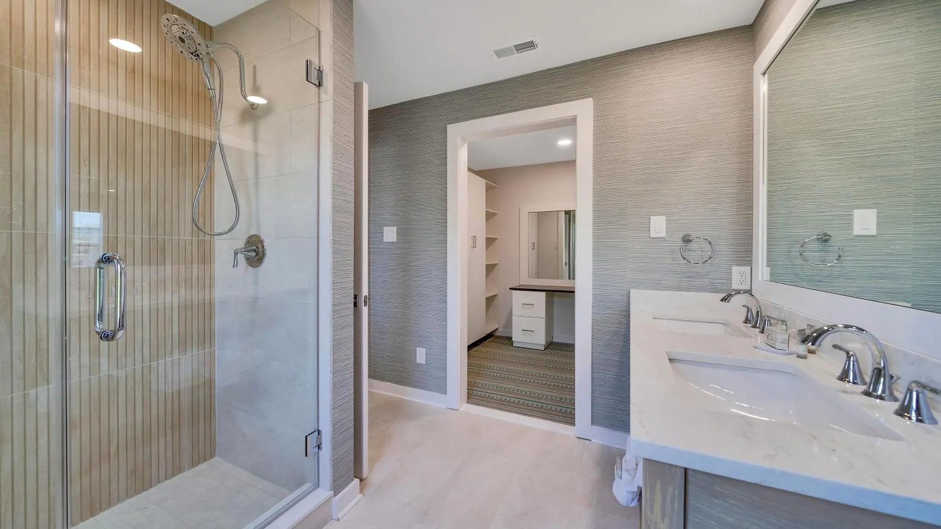 Mahalo Cape Townhomes *