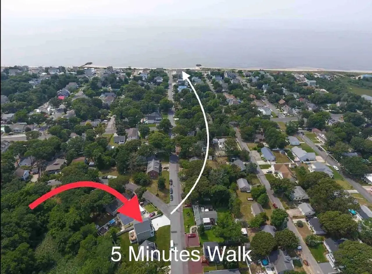 House Cape Just 1 Block From The Bay & A Short 5 Minutes Walk, Sleeps 19 Holiday home Cape May