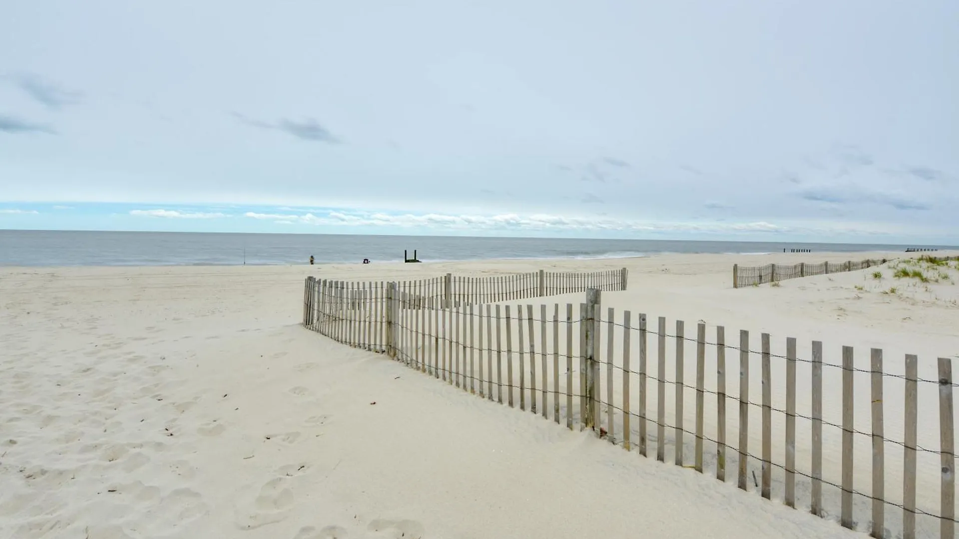Apartment Bright Half-block To Cape Beach! Cape May