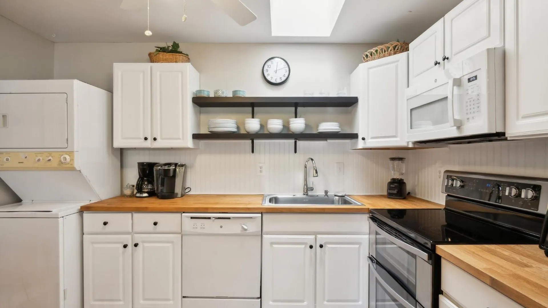 Apartmán Cozy 2br - Beachside Bliss With Yard Space