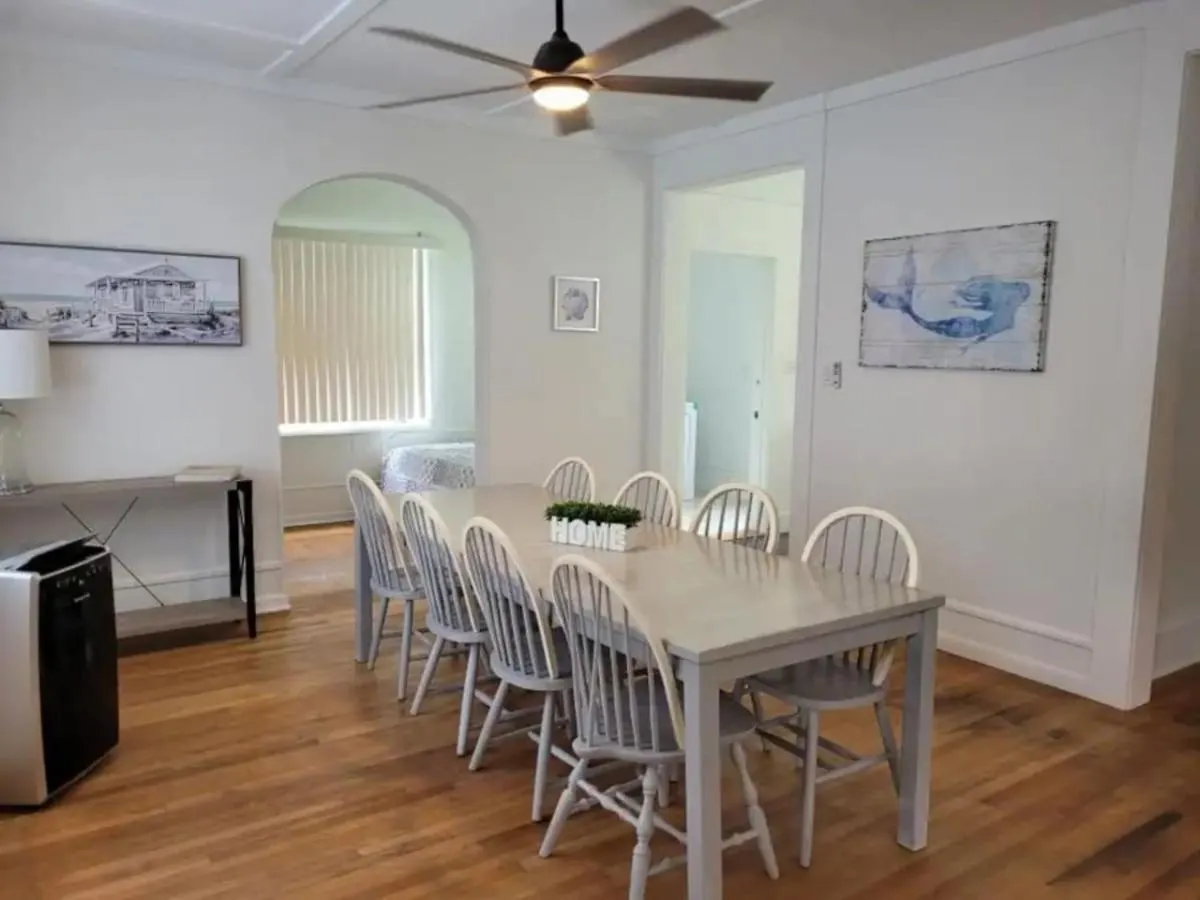 Cape Island Hideaway With Pool Sleeps 15 Holiday home