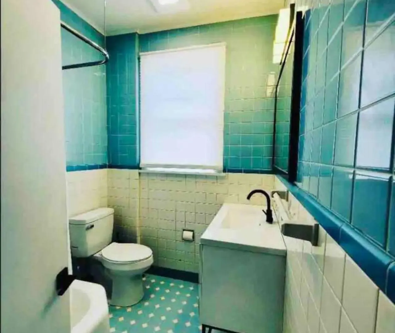Cape Island Hideaway With Pool Sleeps 15 Holiday home