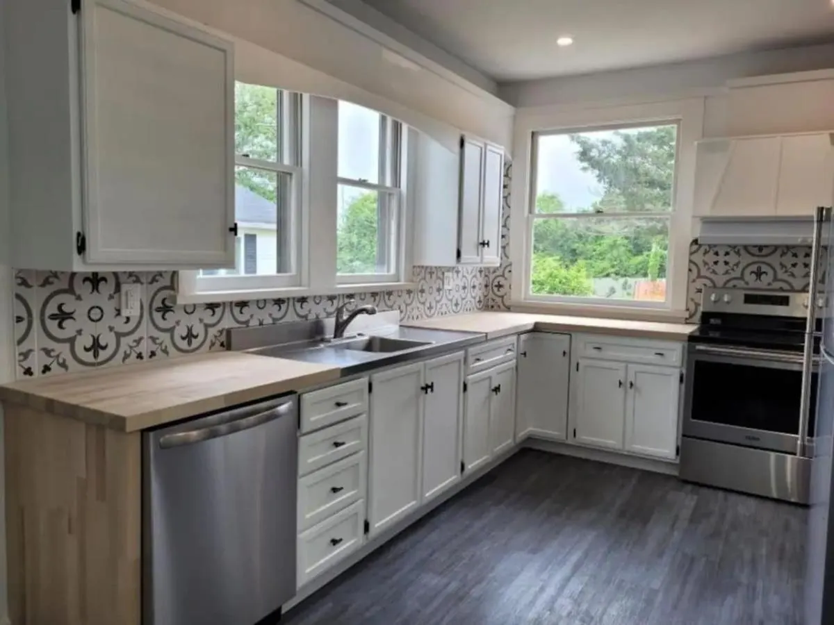Cape Island Hideaway With Pool Sleeps 15 Cape May