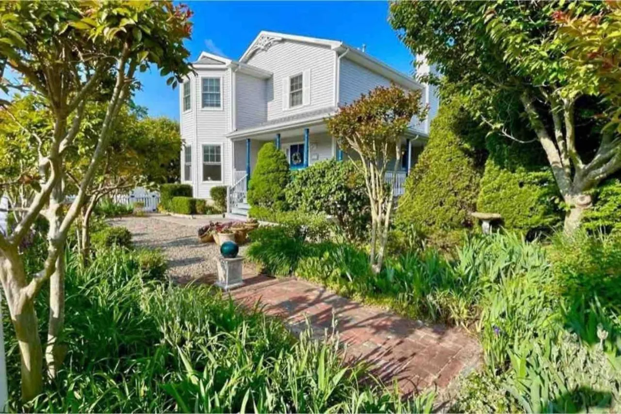 Tranquil Gardens Cape Private Steps Away Holiday home *