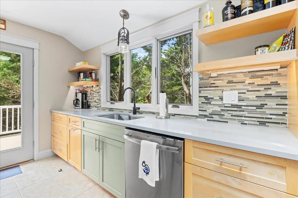 Luxurious 3br Retreat In Serene Cape Point Holiday home