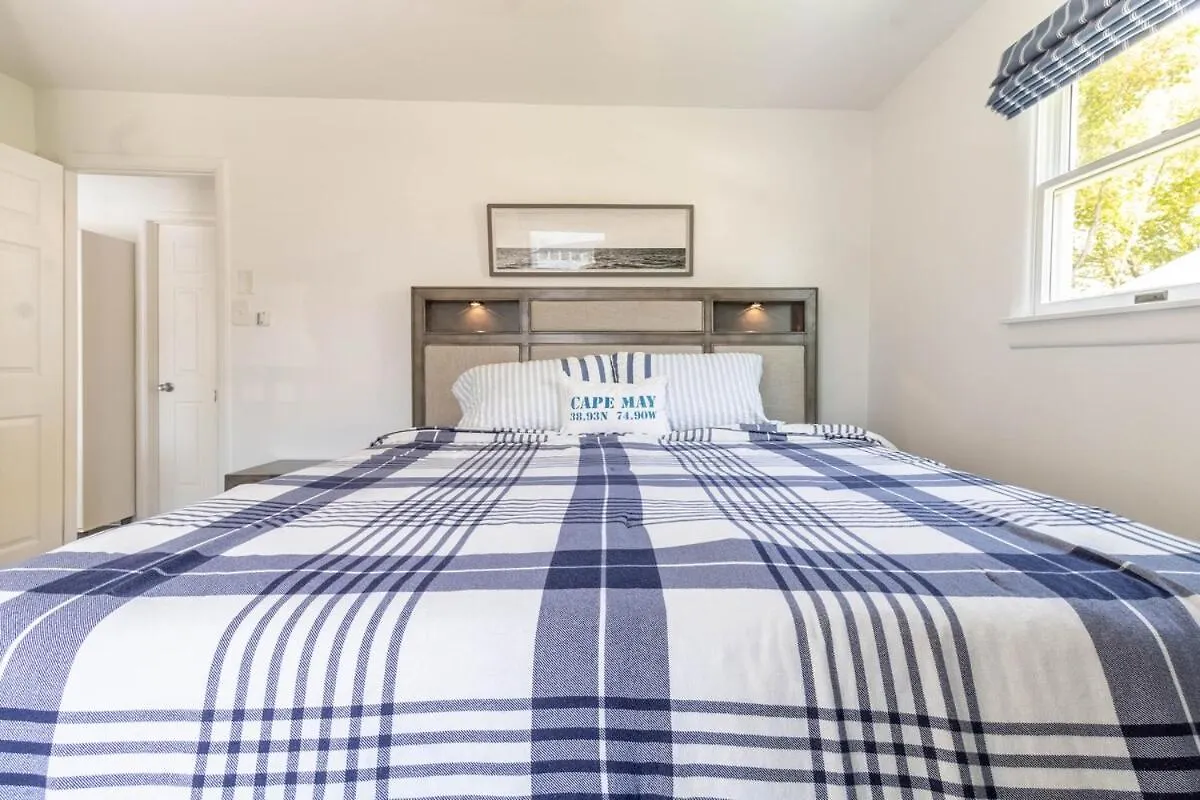 Holiday home Coastal Cottage! Brand New Listing! Cape May