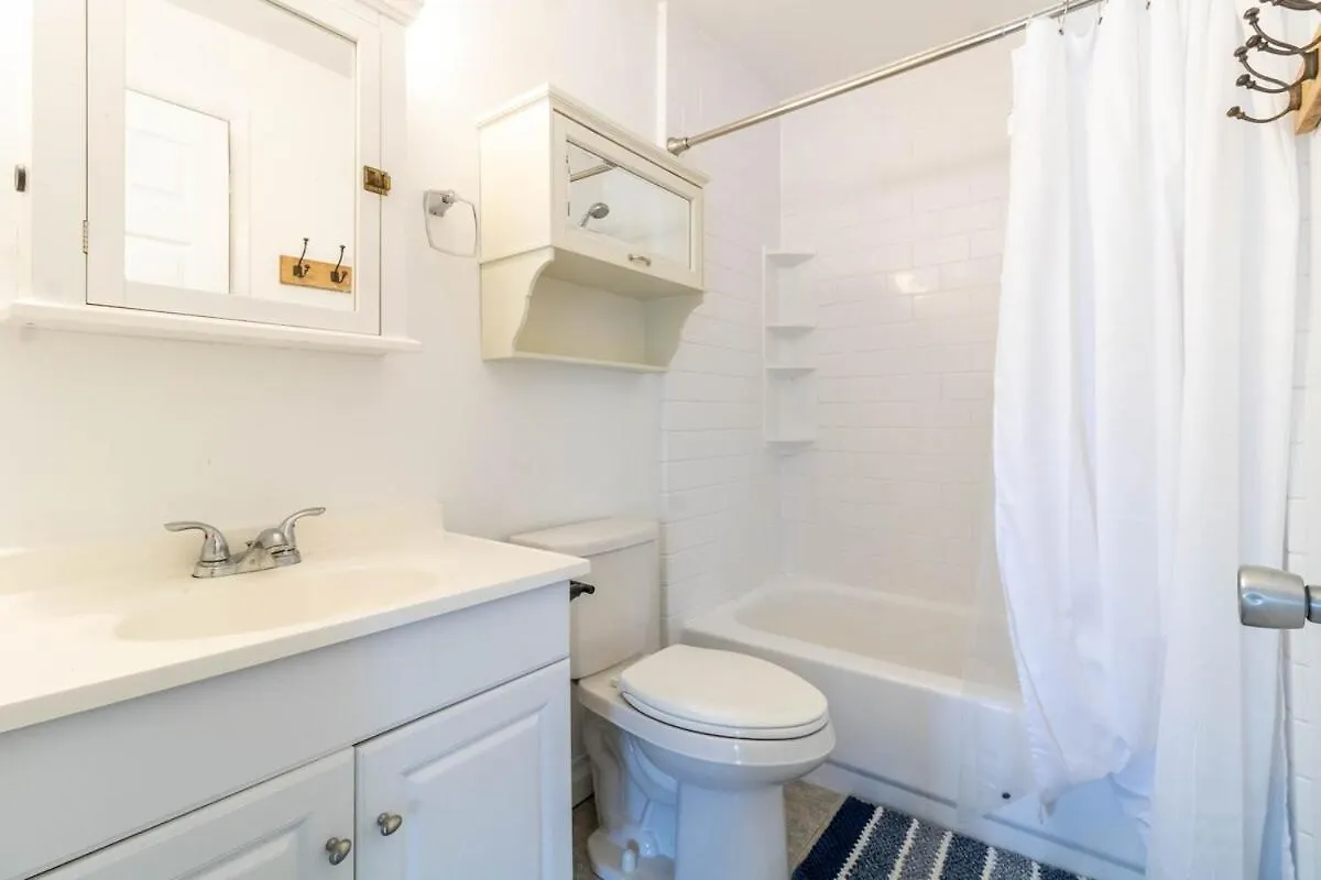 Holiday home Coastal Cottage! Brand New Listing! *