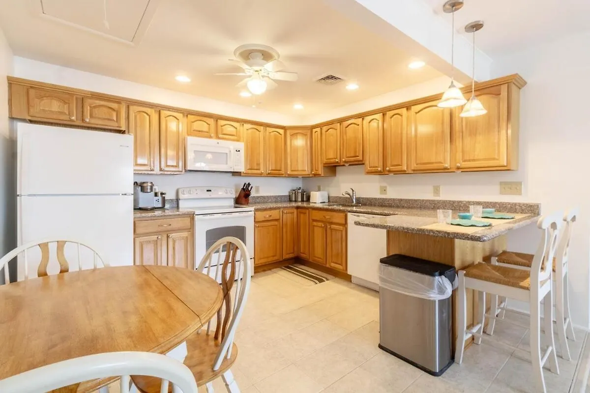 Coastal Cottage! Brand New Listing! Holiday home Cape May