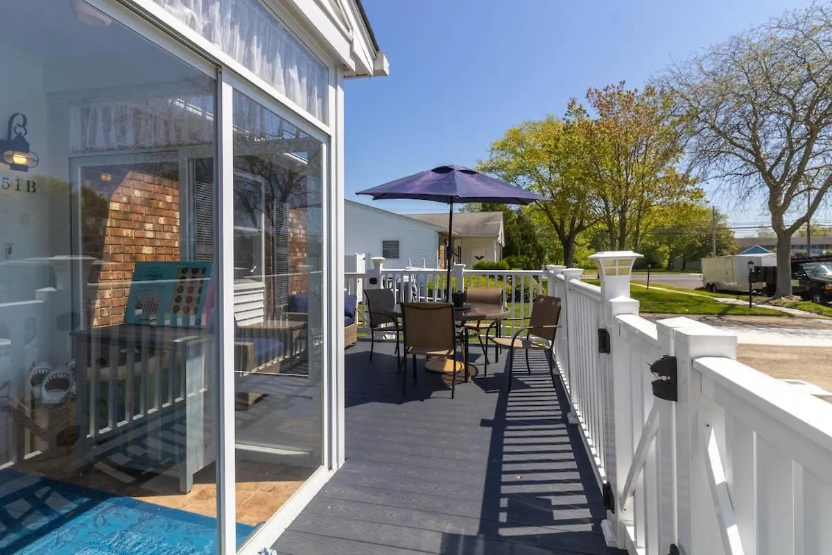 Holiday home Coastal Cottage! Brand New Listing!