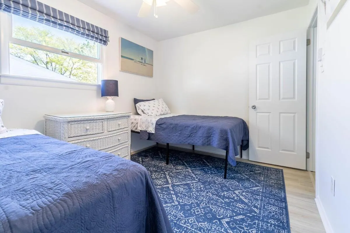 Holiday home Coastal Cottage! Brand New Listing!