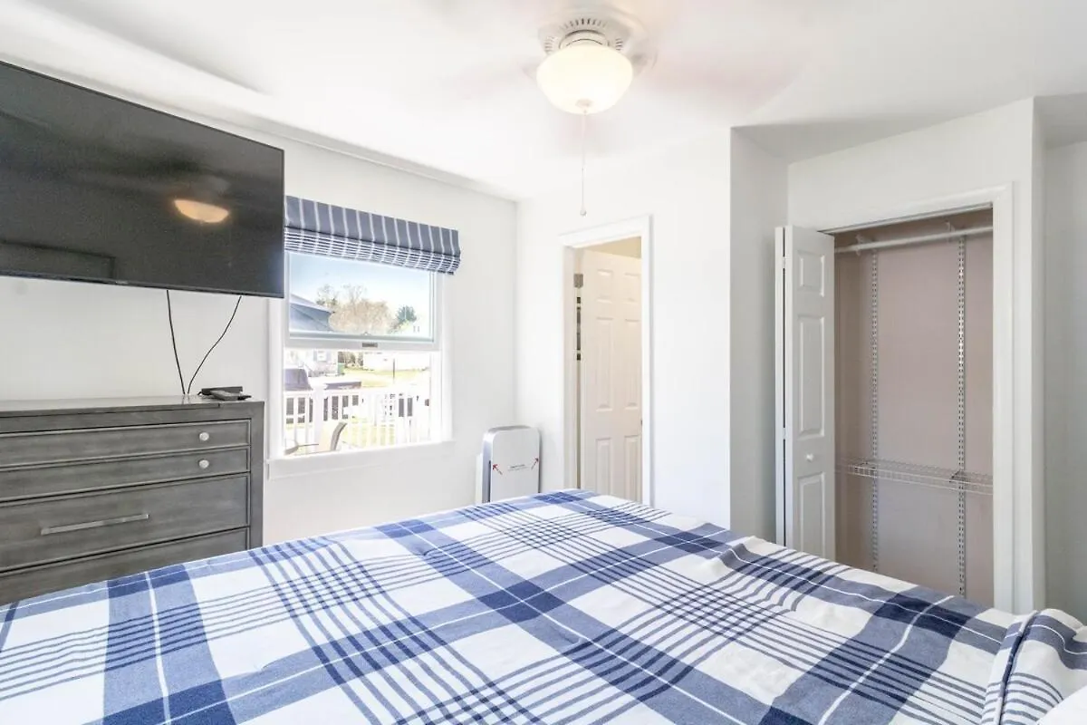 Coastal Cottage! Brand New Listing! Holiday home Cape May