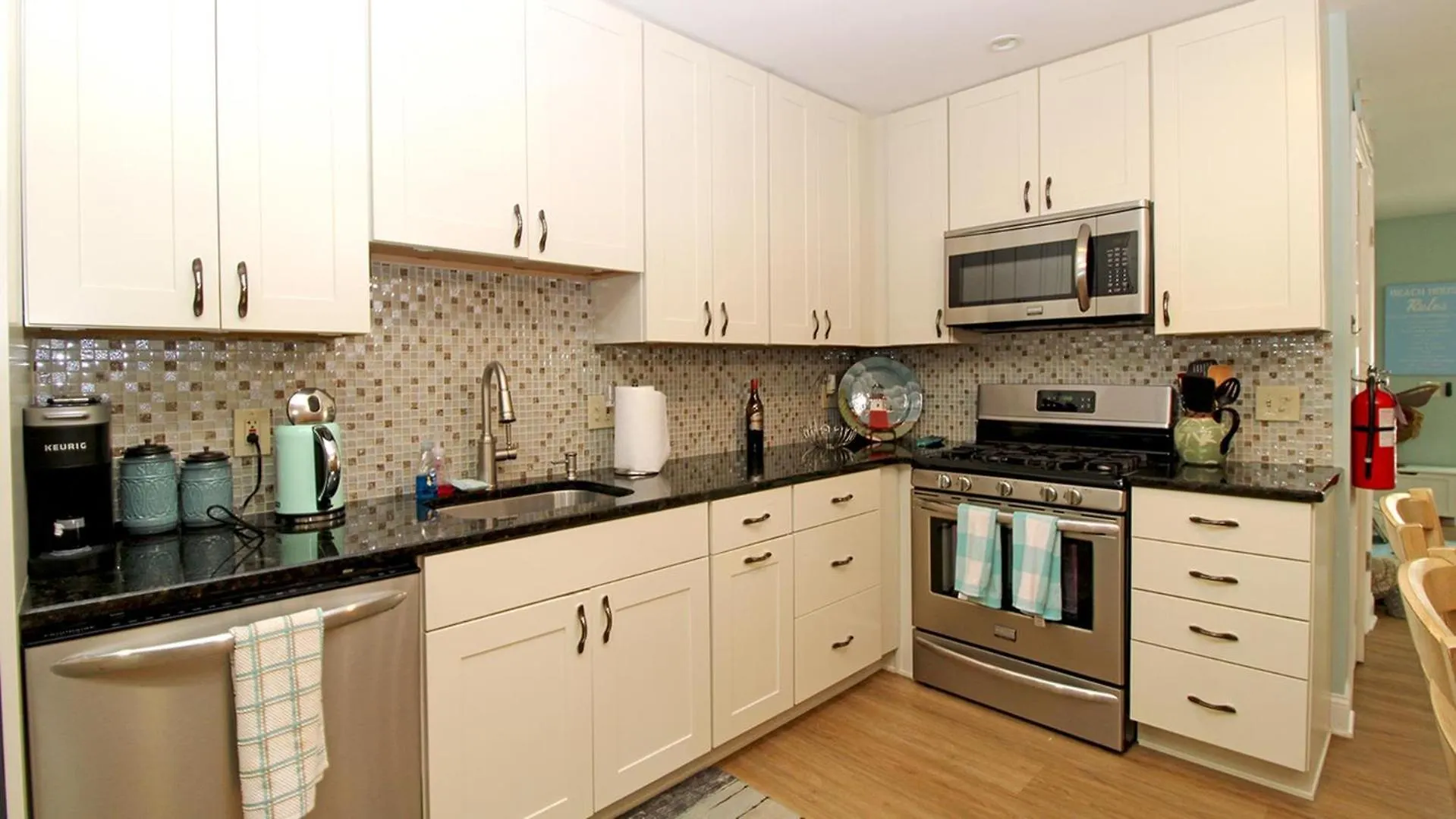 Apartment 16 Jefferson St, 1 *