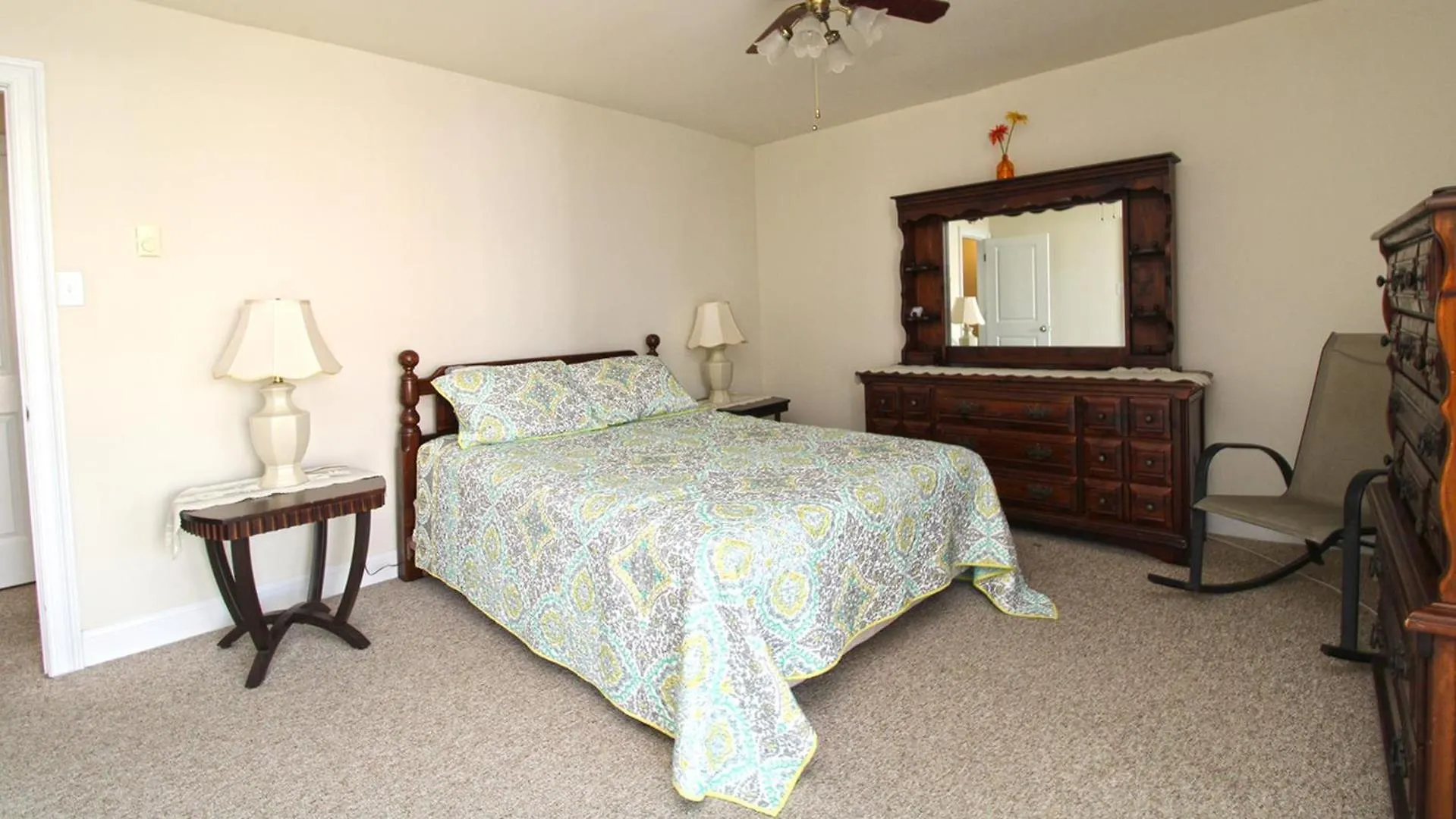 215 Heritage Lane *