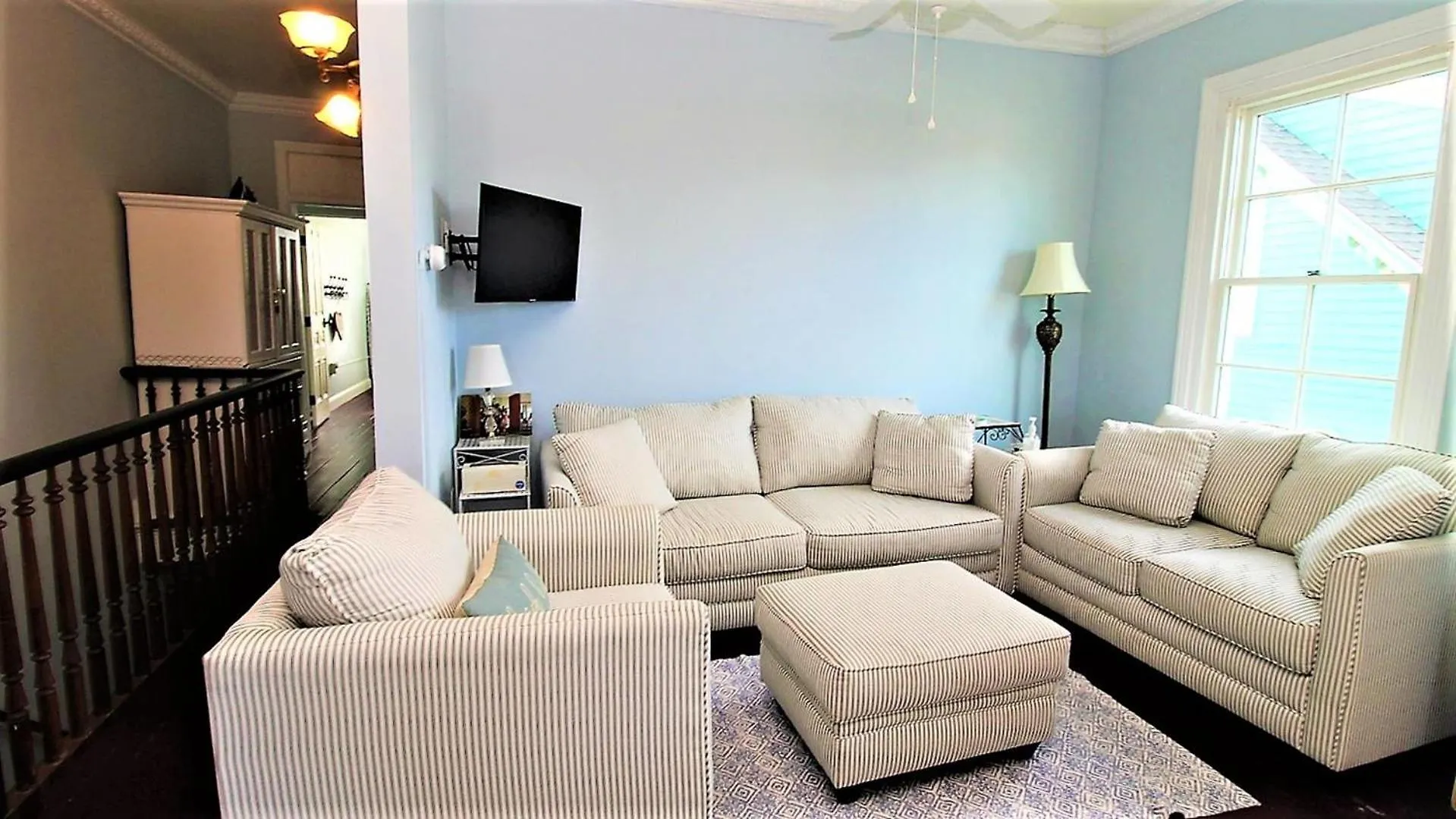 817 Stockton Avenue, 3 *