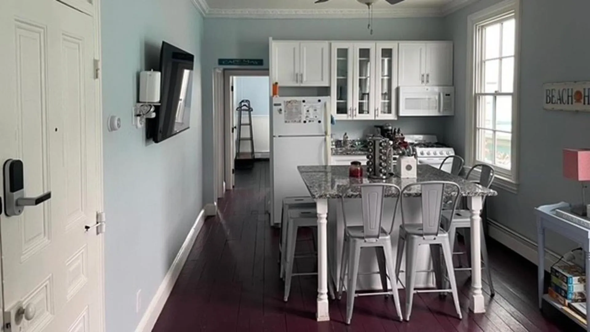 817 Stockton Avenue, 2 Apartment *