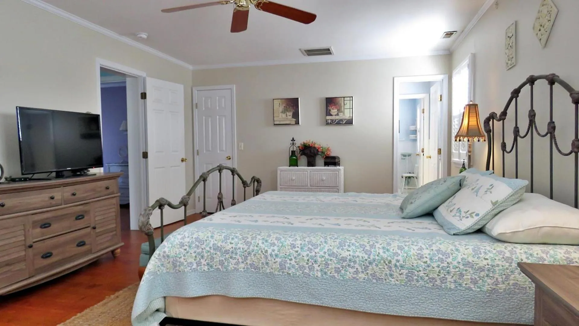 211 Franklin Street Breezes From The Sea Cape May