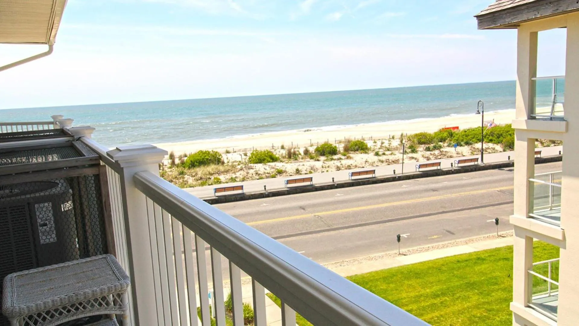 Apartment Capers 103