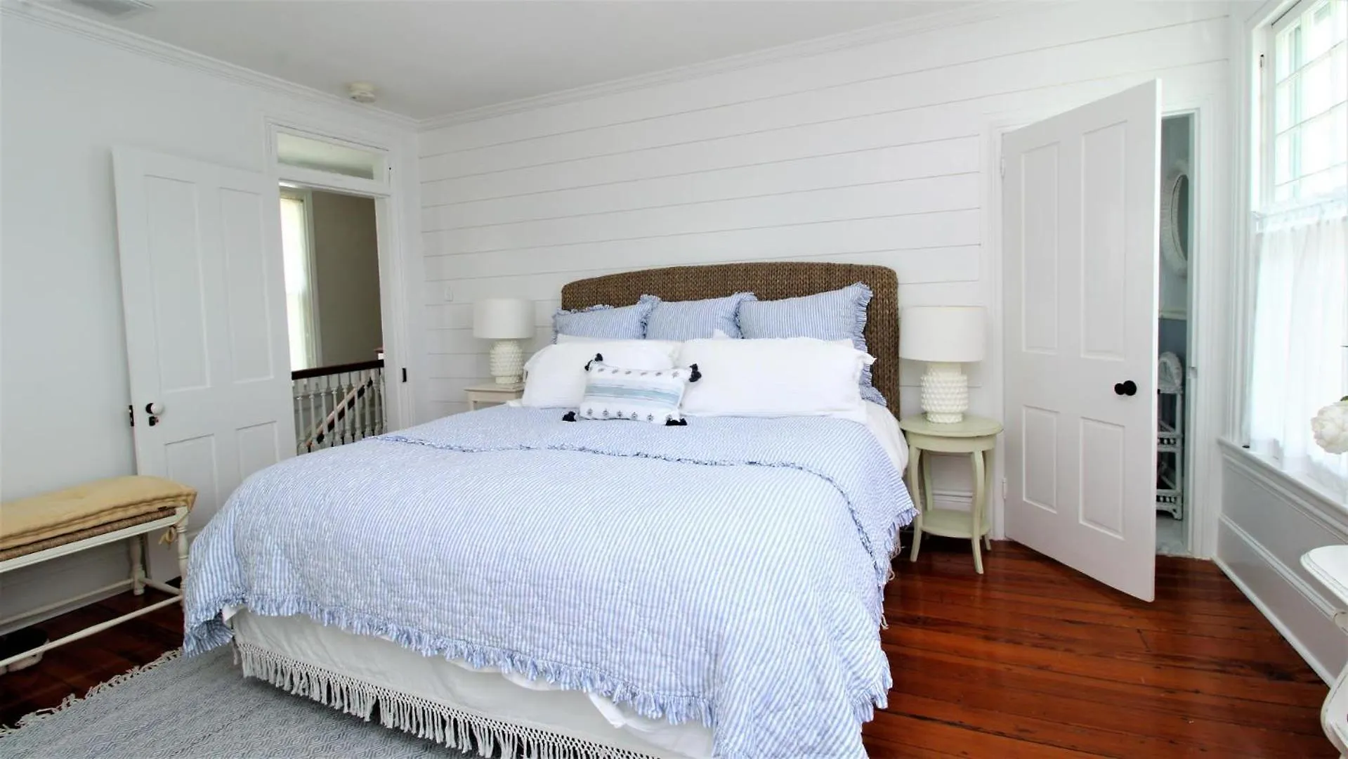 207 Howard Street - The Schapteau *