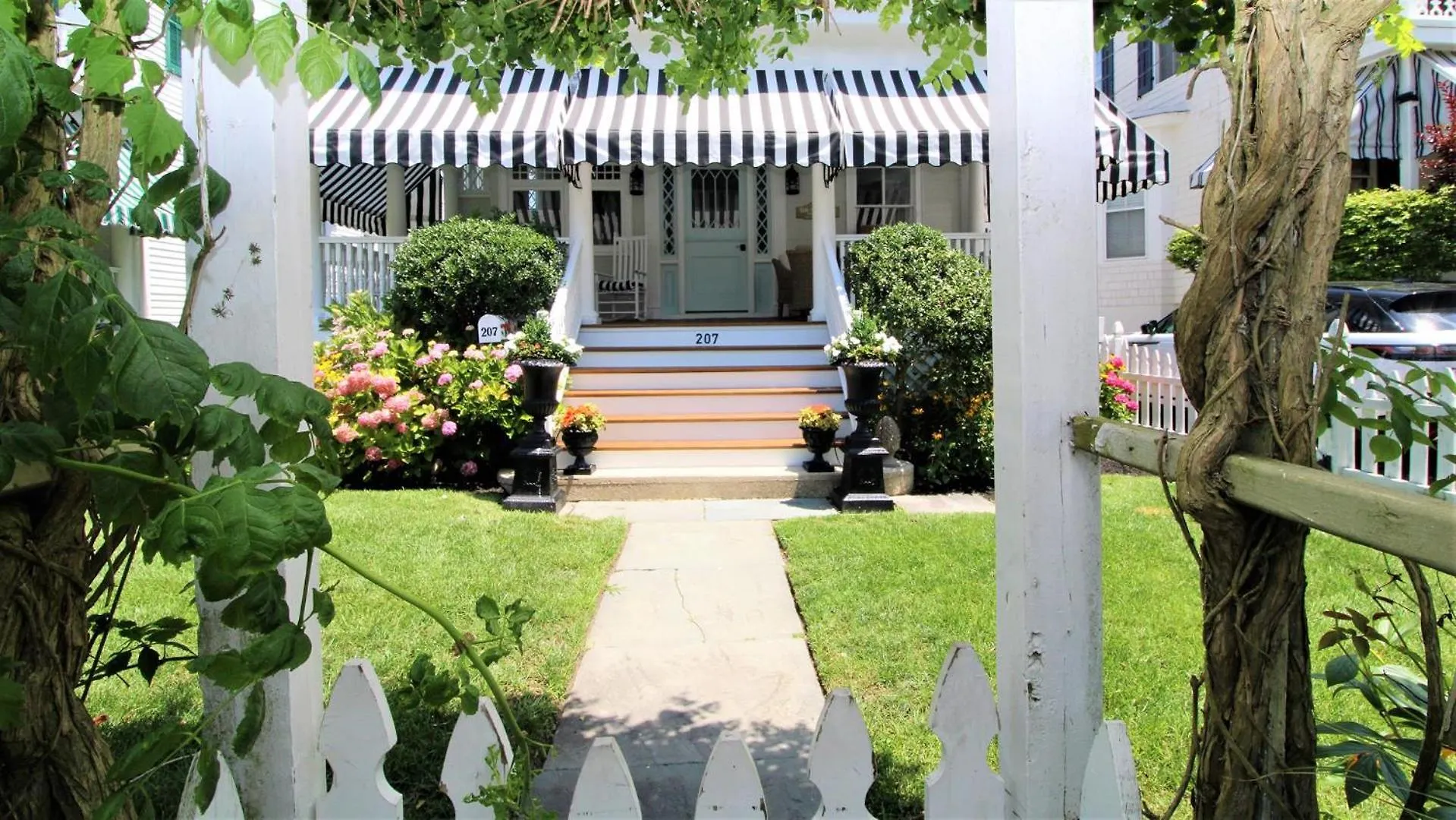 207 Howard Street - The Schapteau Holiday home Cape May