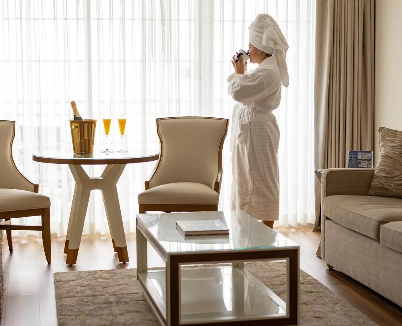 La Beachfront 4*