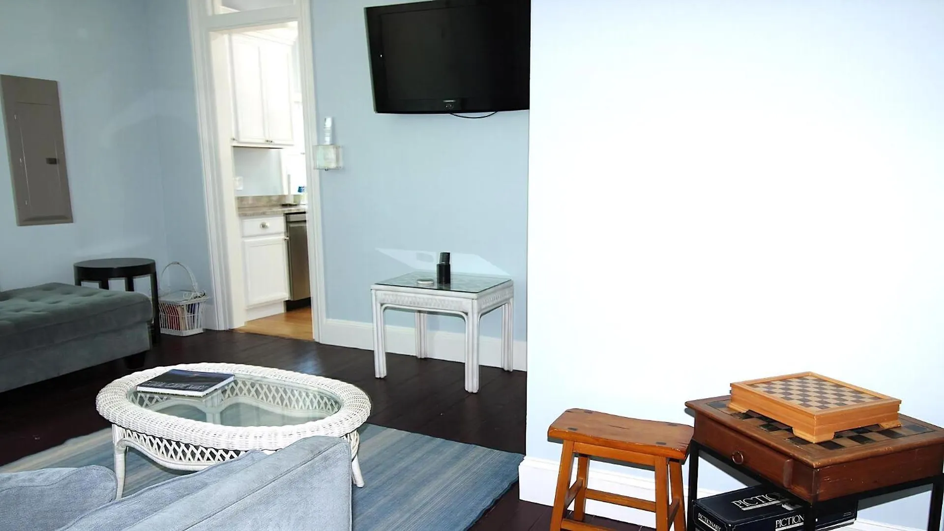 817 Stockton Avenue, 1 Apartment Cape May