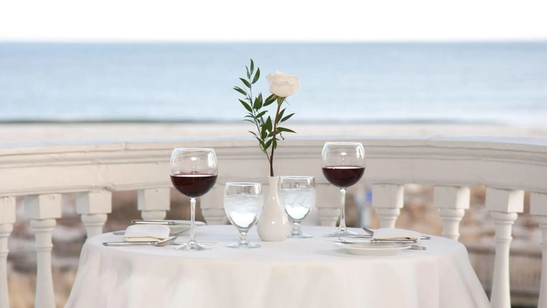 Peter Shields & Restaurant Hotel