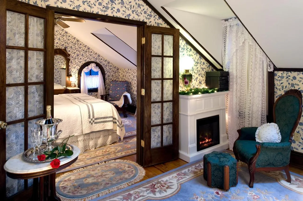 John Wesley & Carriage House 3* Cape May