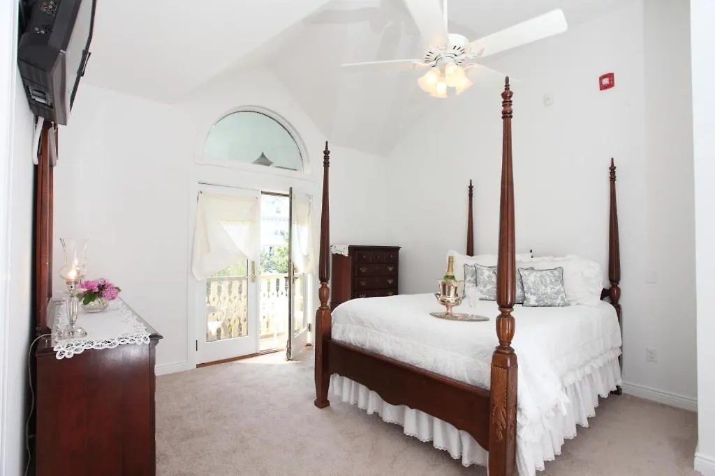 Bed & Breakfast John Wesley & Carriage House