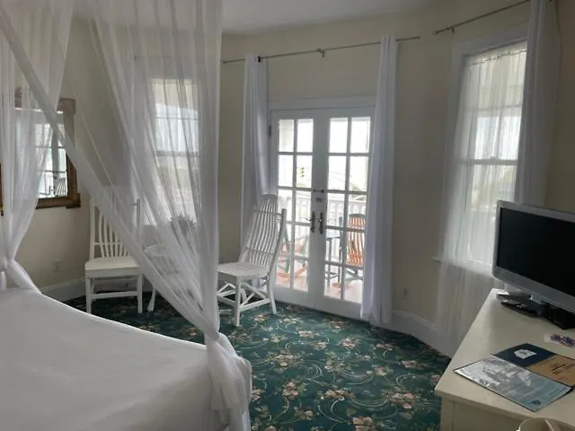 Macomber 3* Cape May