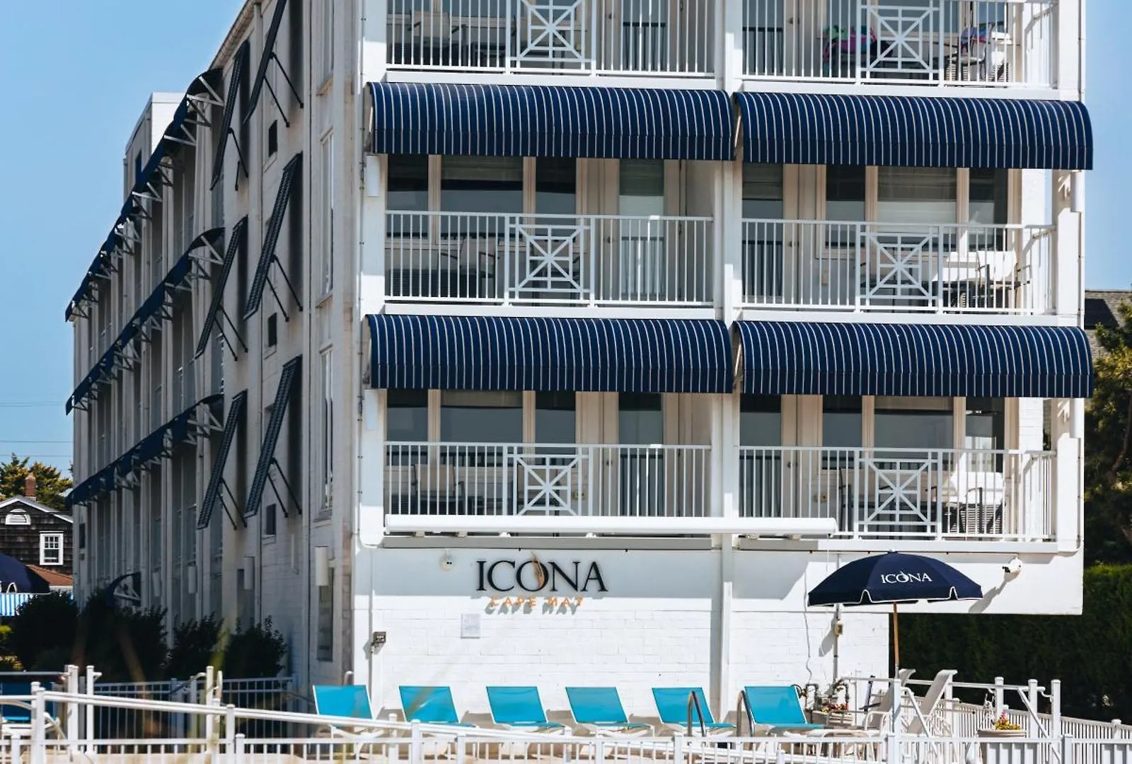 Icona Hotel 4*