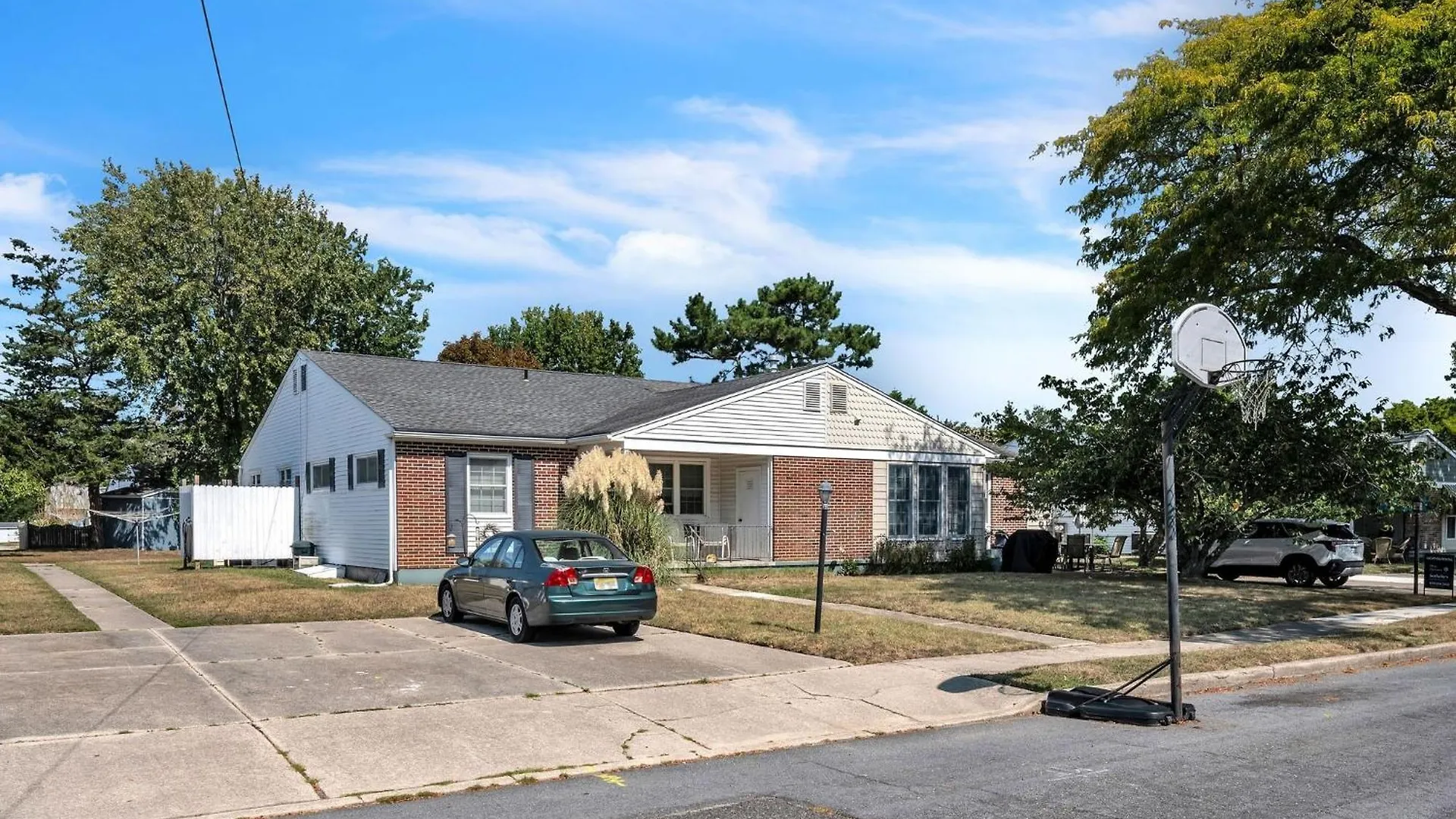 Cozy 2br - Beachside Bliss With Yard Space Apartment