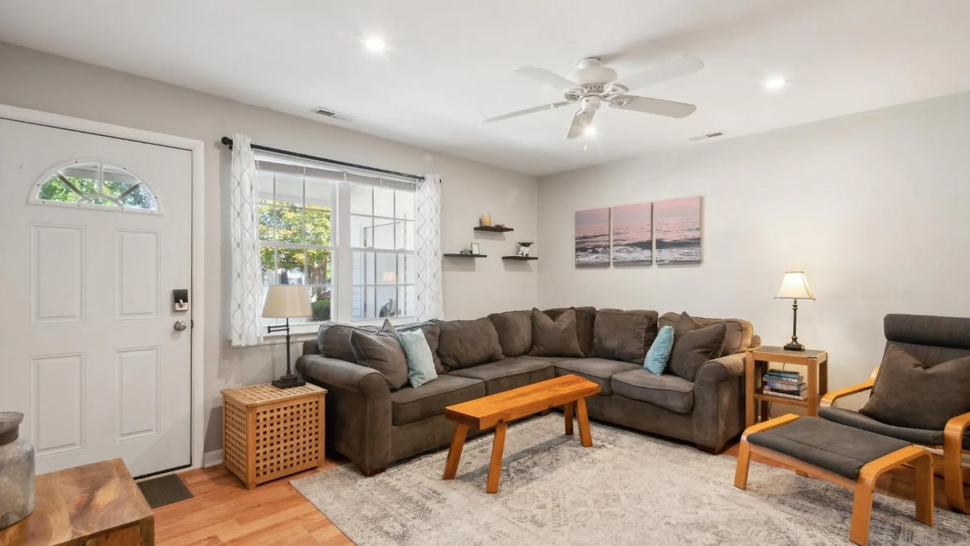 Cozy 2br - Beachside Bliss With Yard Space Apartment Cape May