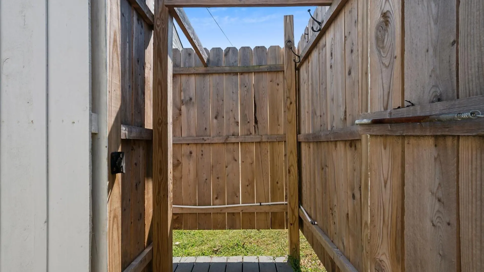 Cozy 2br - Beachside Bliss With Yard Space Cape May