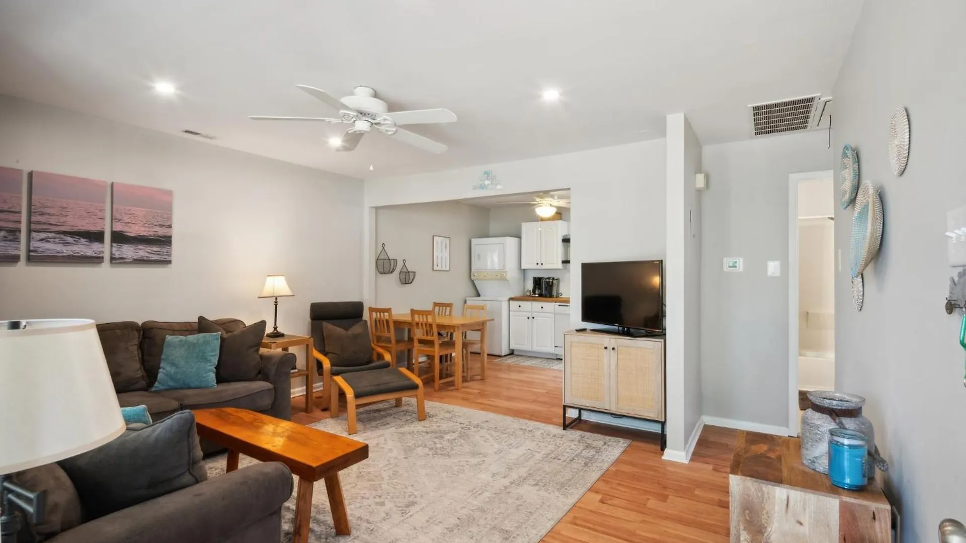 Cozy 2br - Beachside Bliss With Yard Space * Cape May
