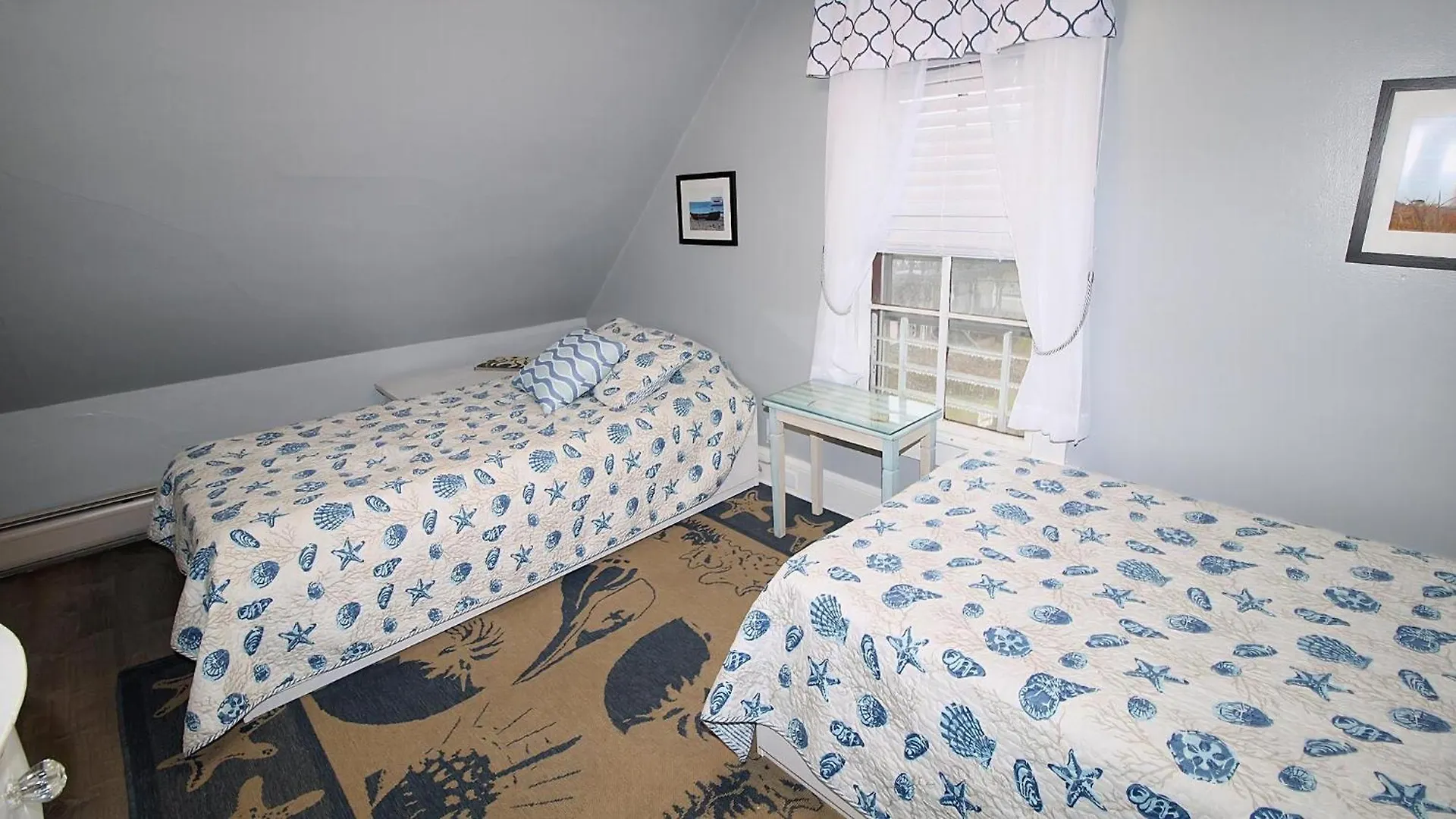 The Daisy Cottage- 2nd And 3rd Floor Unit Cape May