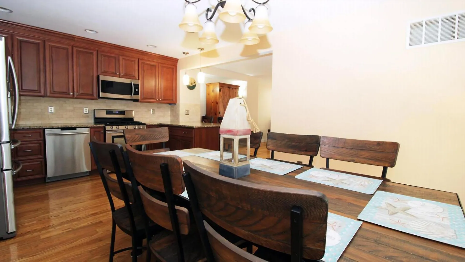 Holiday home 657 Hughes Street *